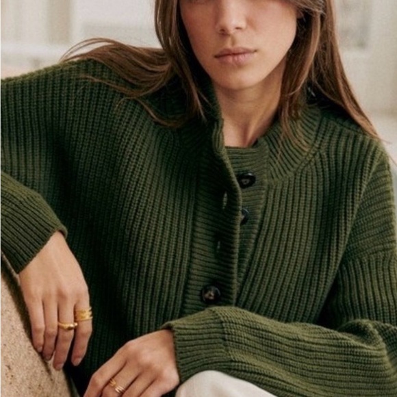 Sezane Sweaters - Sezane Lucas Jumper in EUC. Fits more like an oversized small